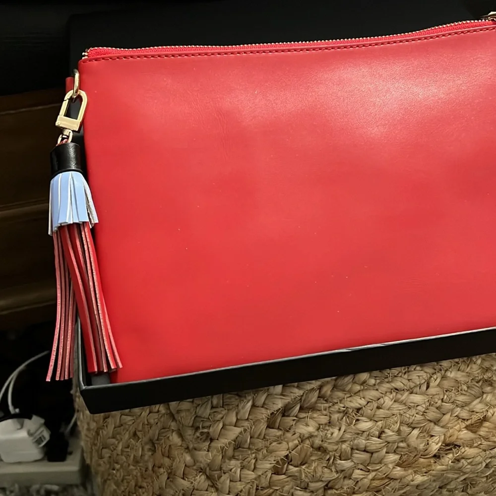 Saks Fifth Ave clutch - Picture 2 of 3